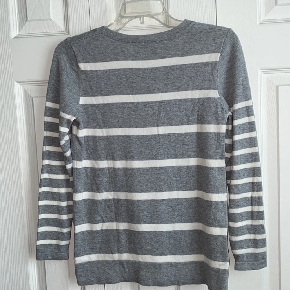 LOFT. WOMENS SWEATER. SIZE PETITE S